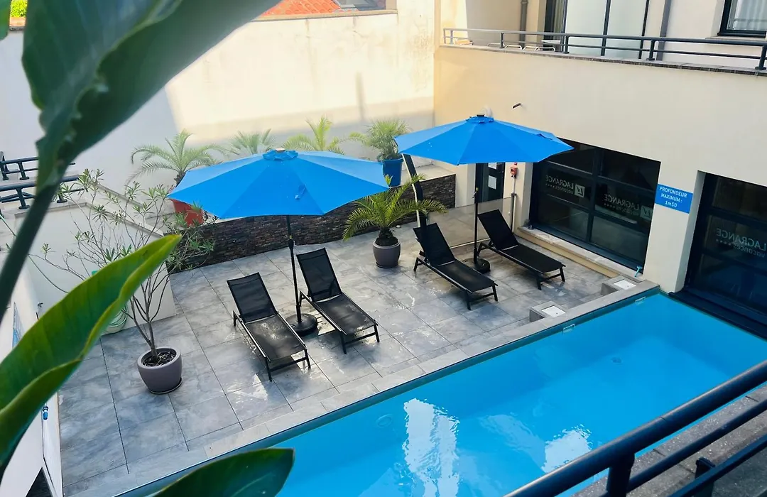 Lagrange Vacances Les Patios Eugénie-1